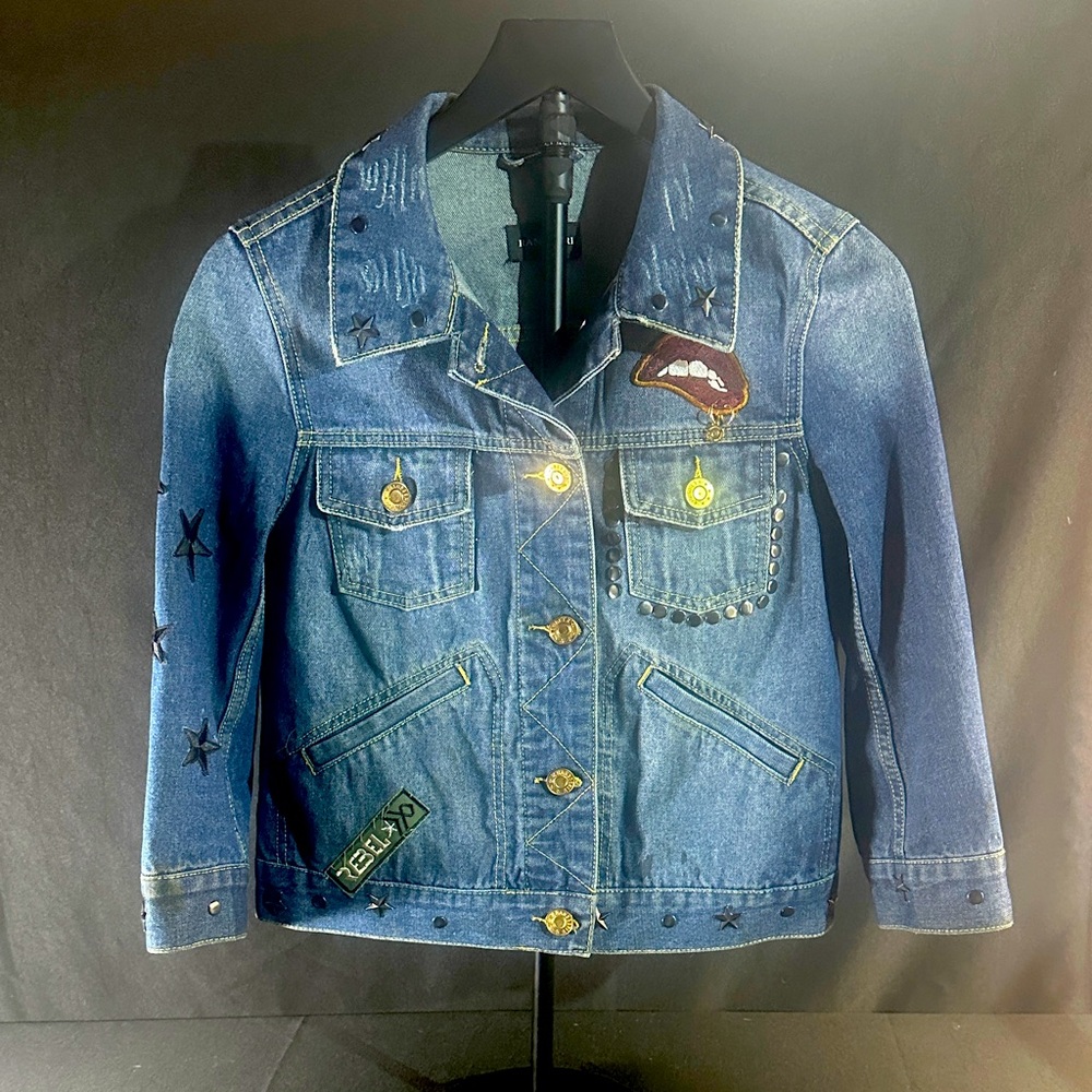Stylish Blue Jean Jacket with Embellishments